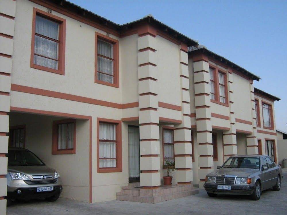 Moshitametsi Guesthouse