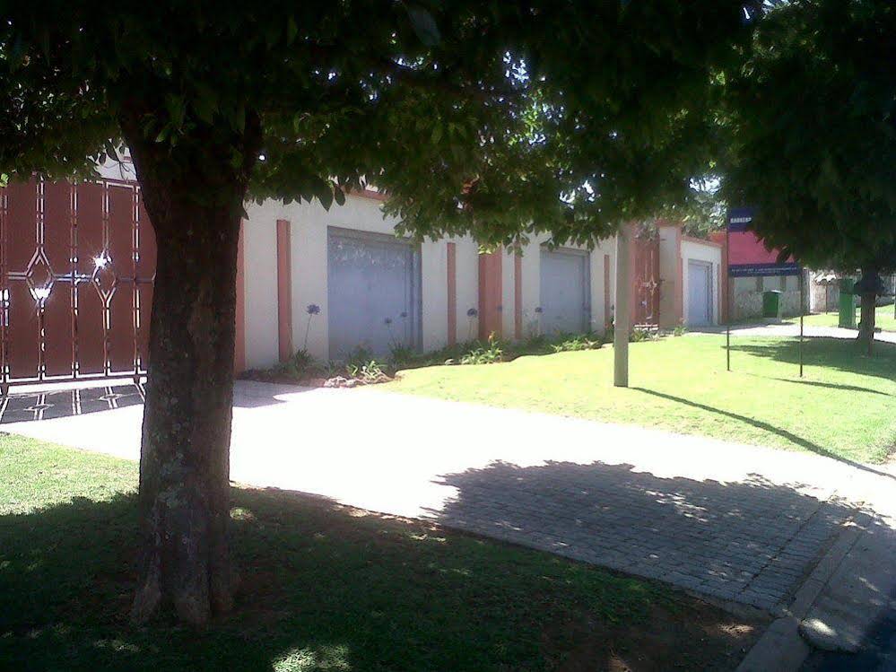 Moshitametsi Guesthouse