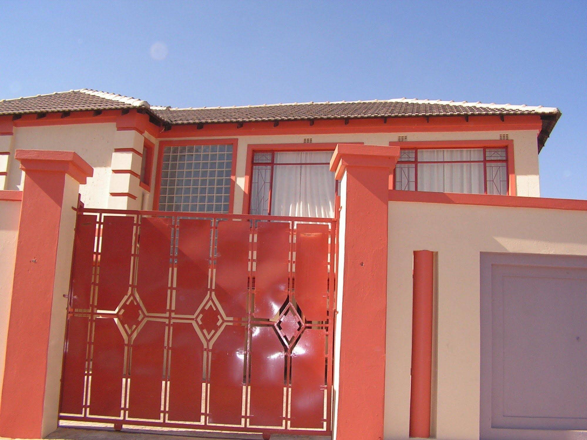 Moshitametsi Guesthouse