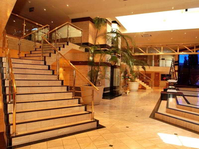Peermont Metcourt Suites at Emperors Palace