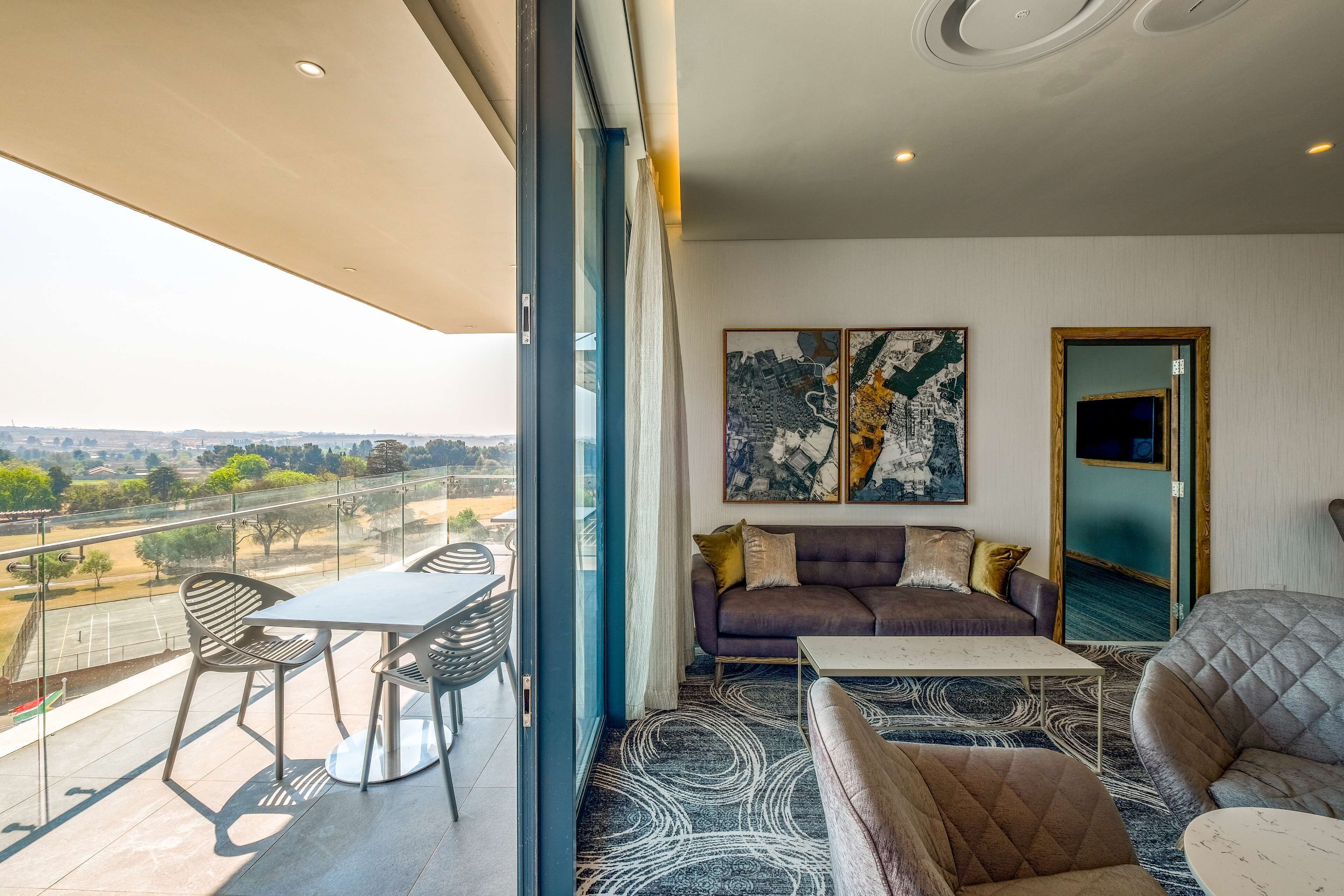 Radisson Hotel & Convention Centre Johannesburg, O.R. Tambo