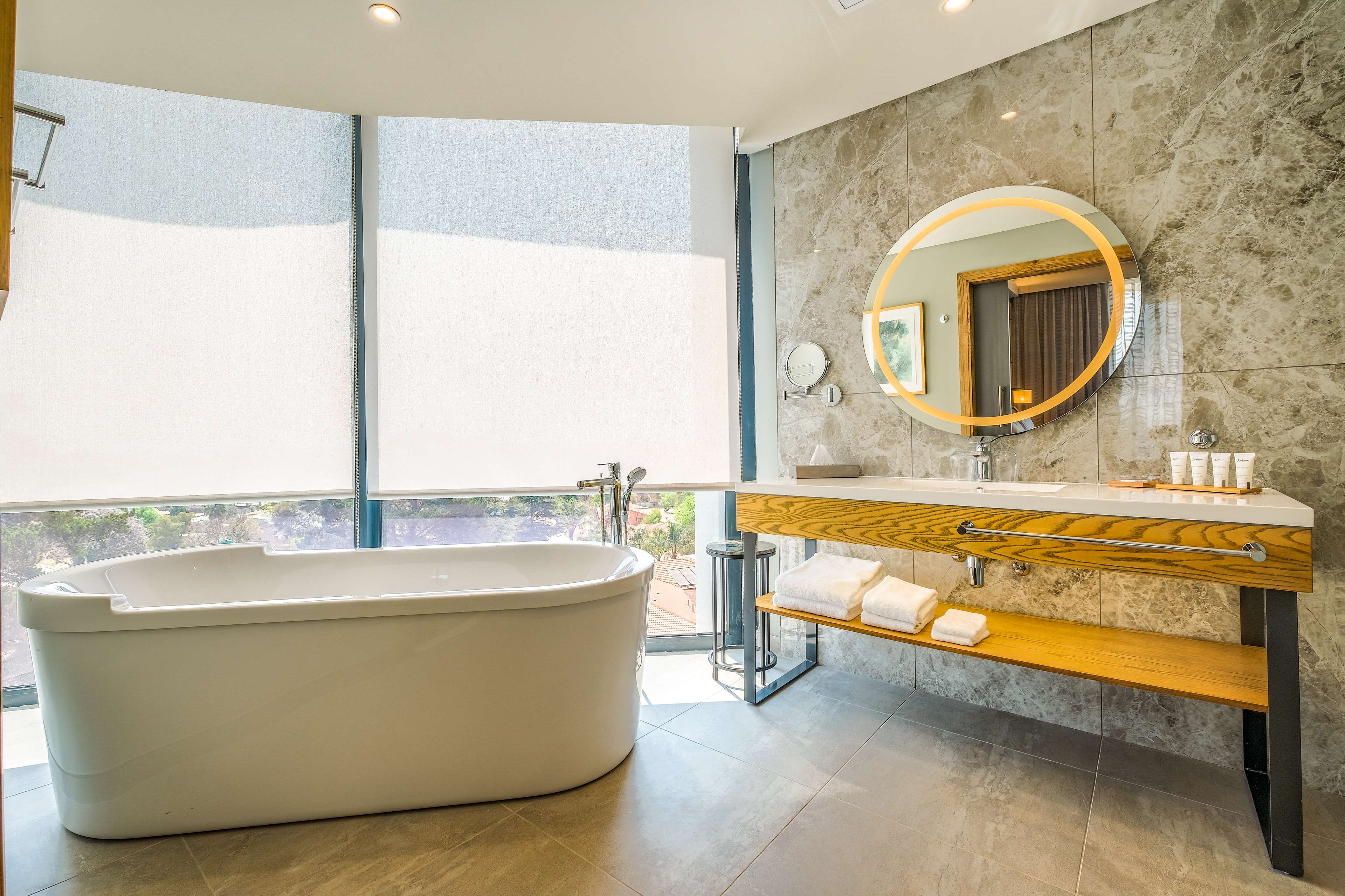 Radisson Hotel & Convention Centre Johannesburg, O.R. Tambo