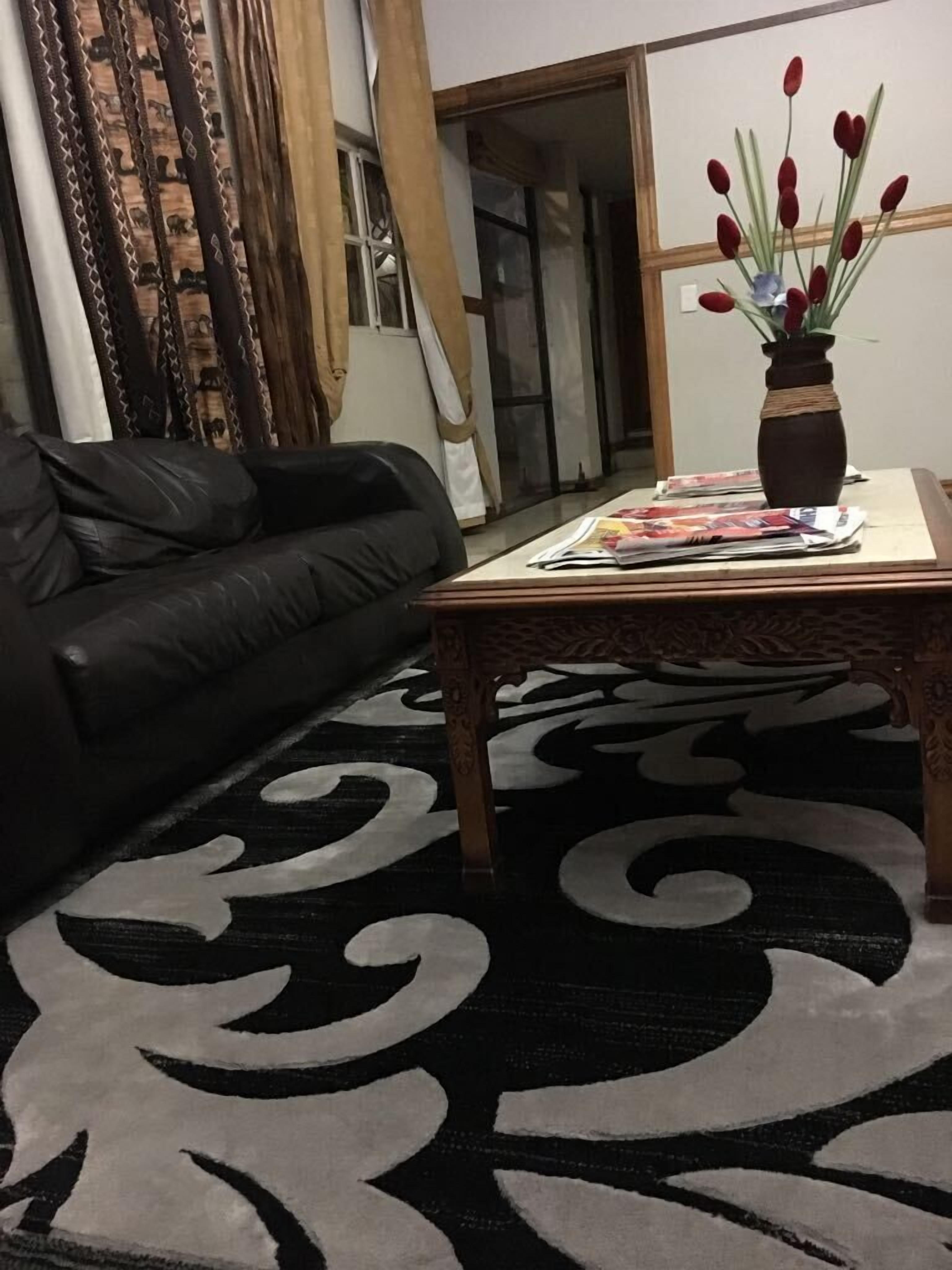 Tassili Lodge