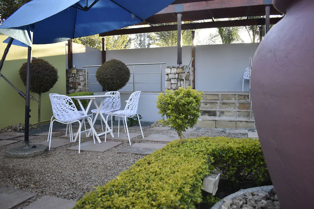 Zora Guesthouse And Spa