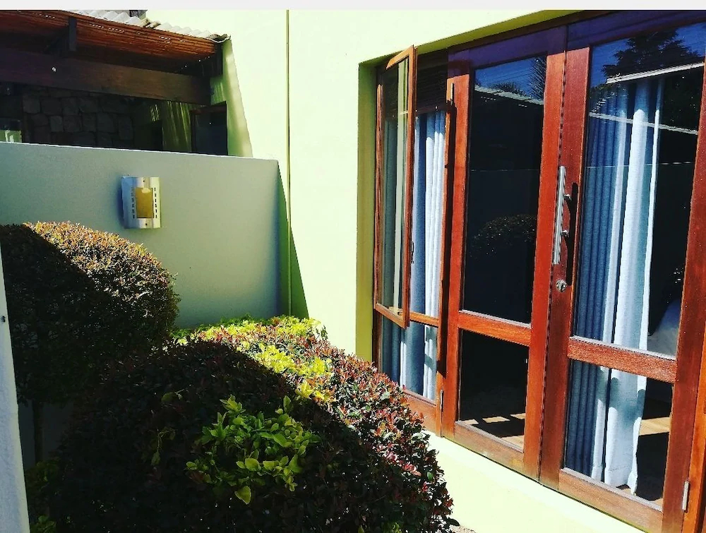 Zora Guesthouse And Spa