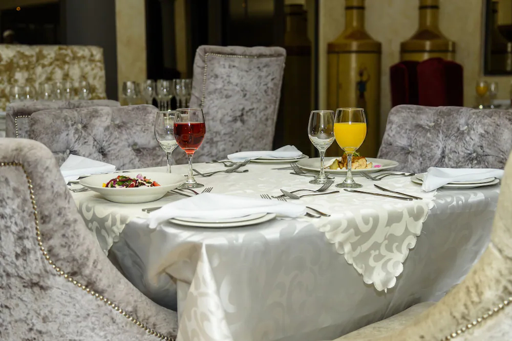 Equestrian Royal Hotel Boutique & Spa