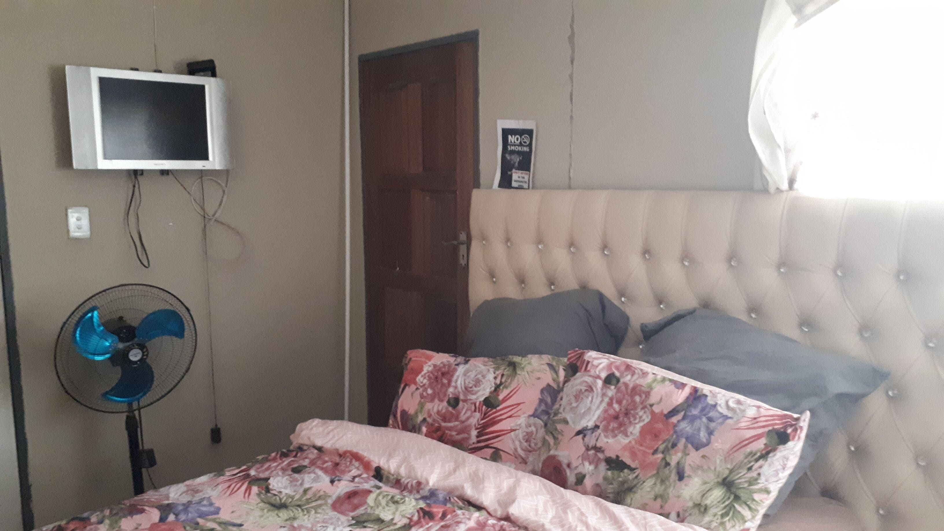 C- Land Guest House Meyerton