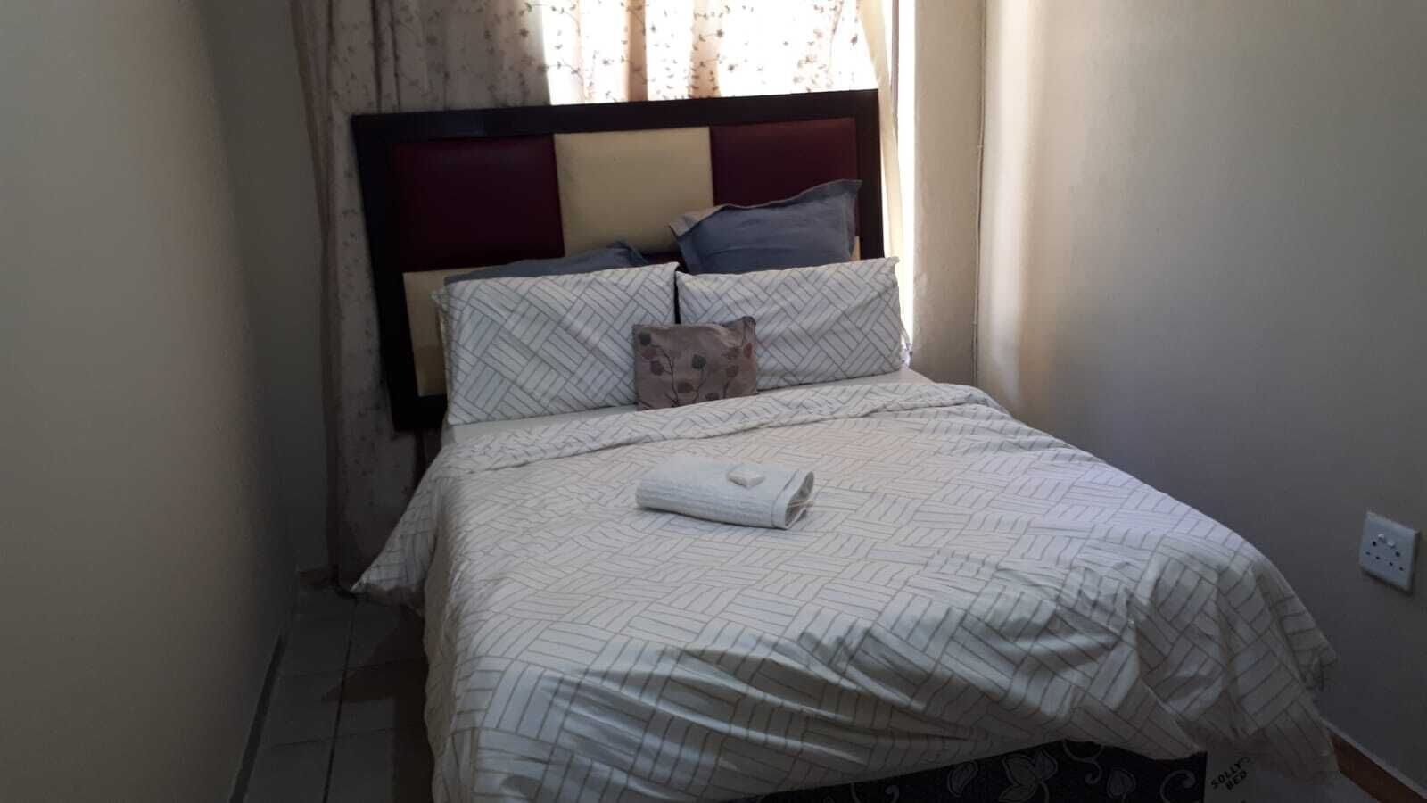 C- Land Guest House Meyerton