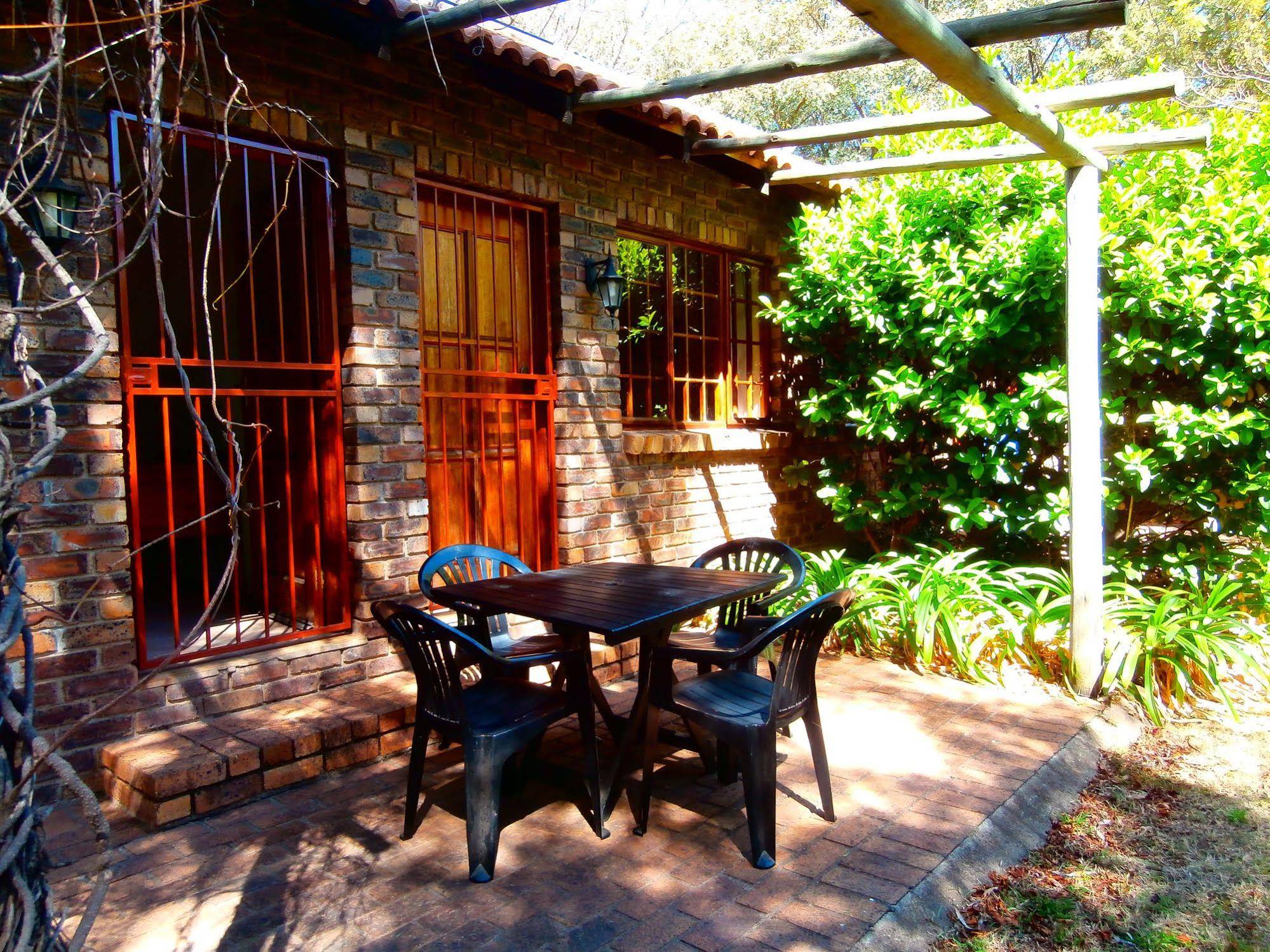 African Footprints Lodge