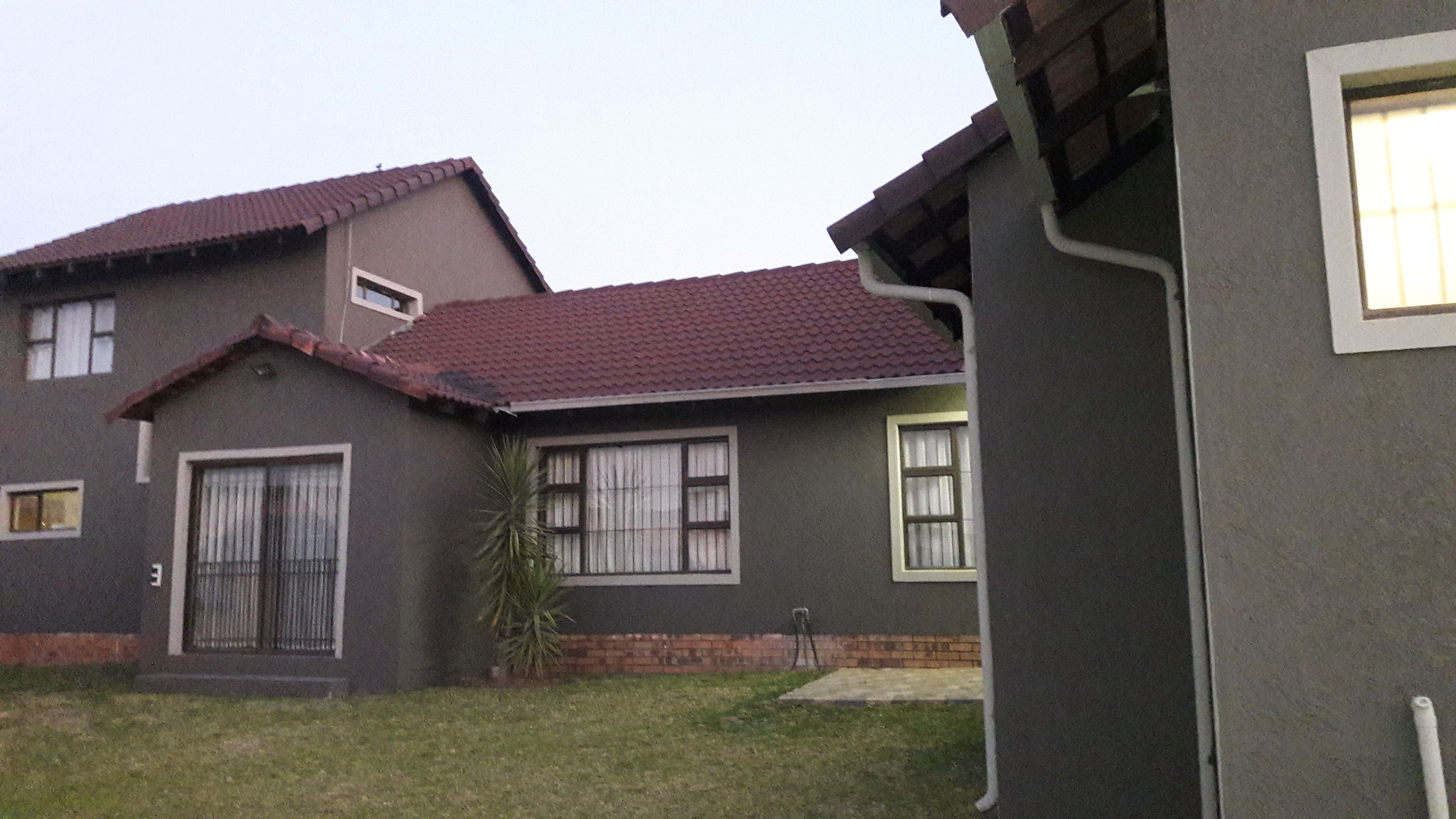 Alimop Lodge Inn Bed and Breakfast