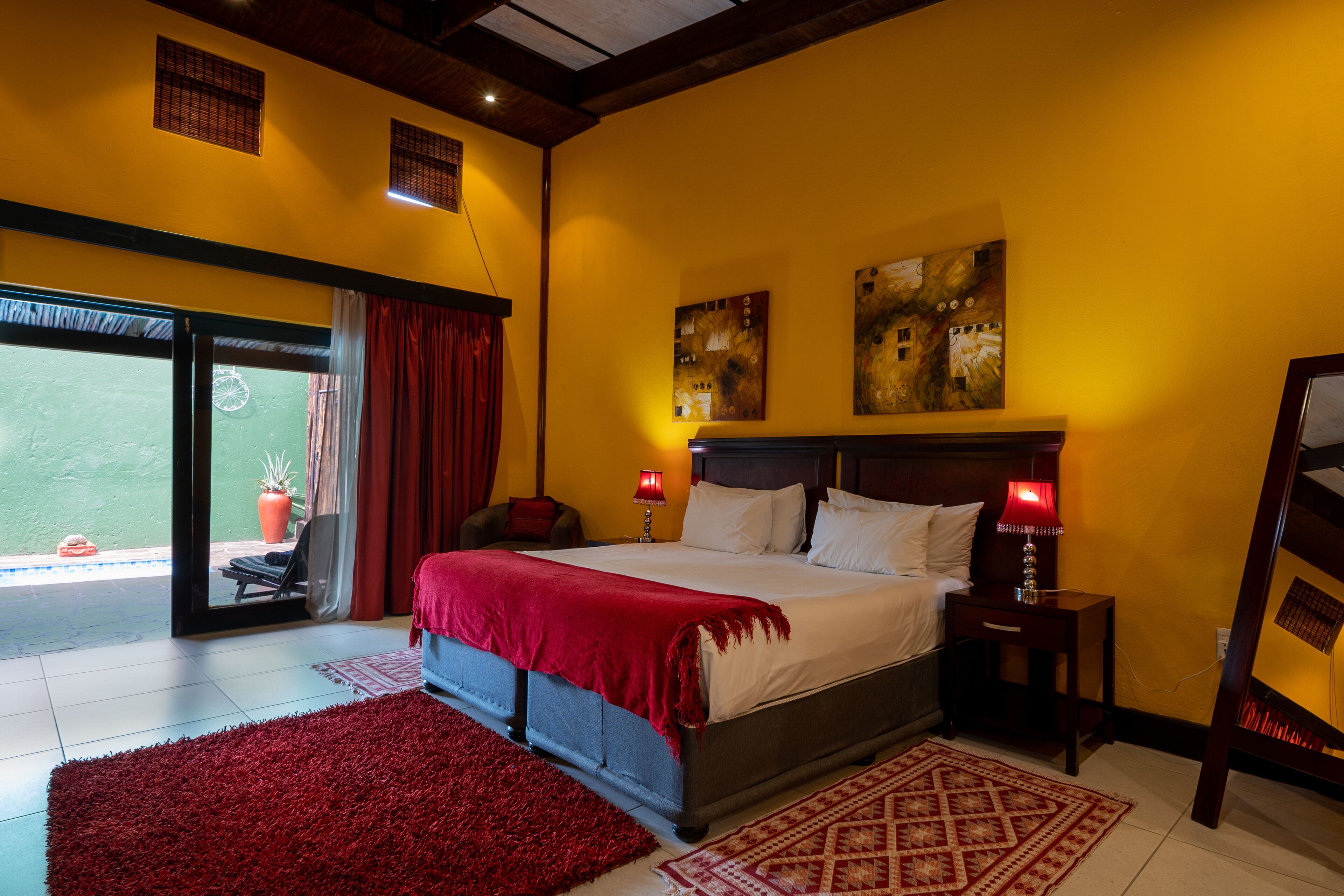 Riverstone Lodge