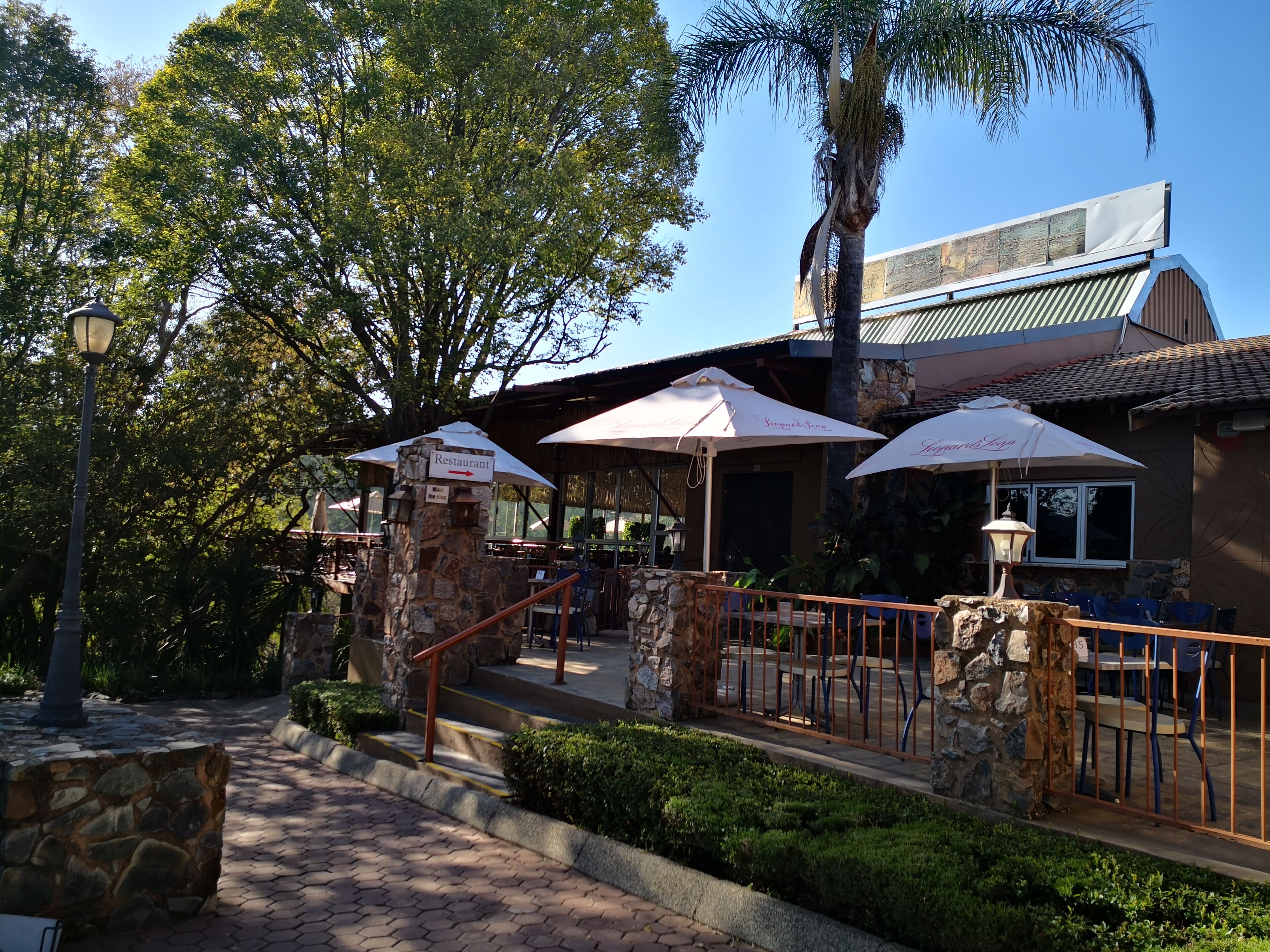 Riverstone Lodge