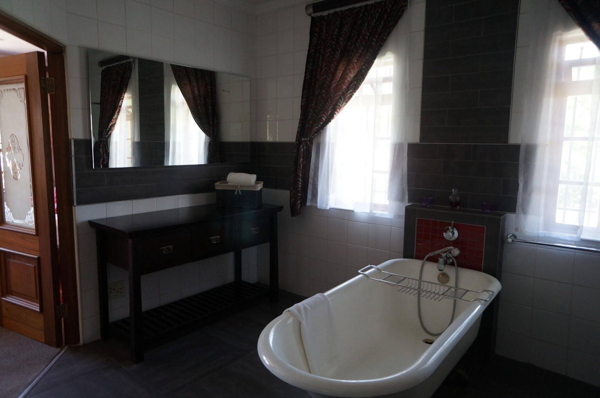 314 On Clark Guest House