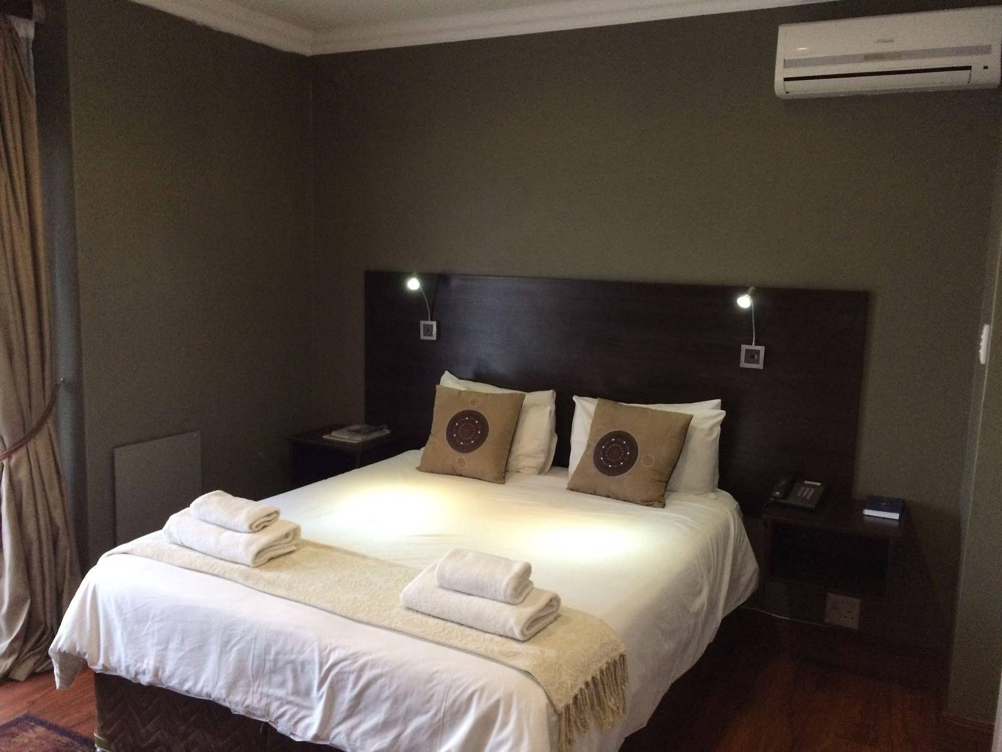 314 On Clark Guest House
