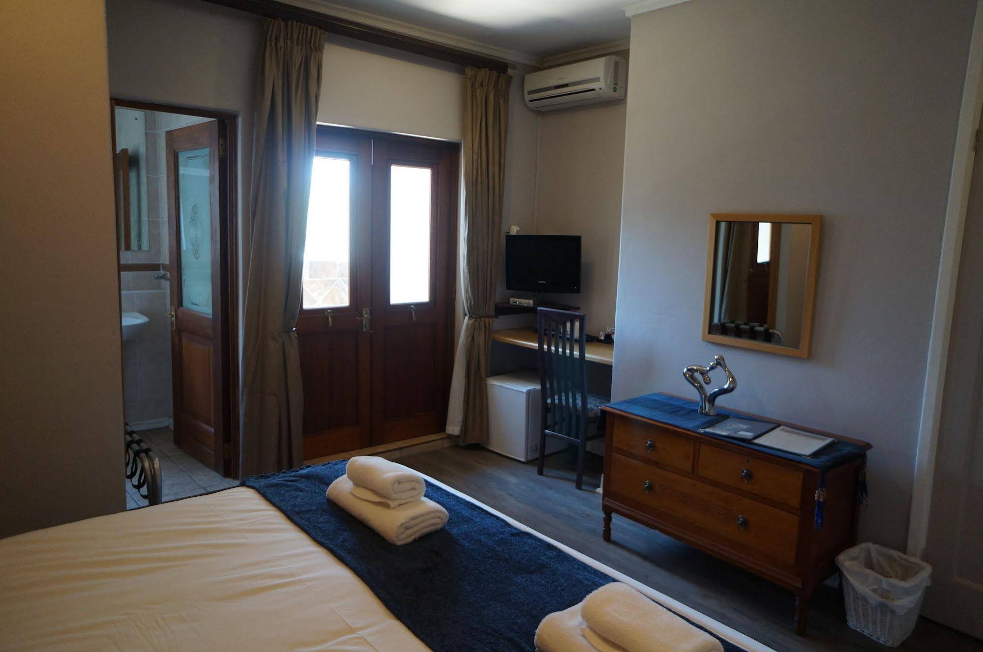 314 On Clark Guest House