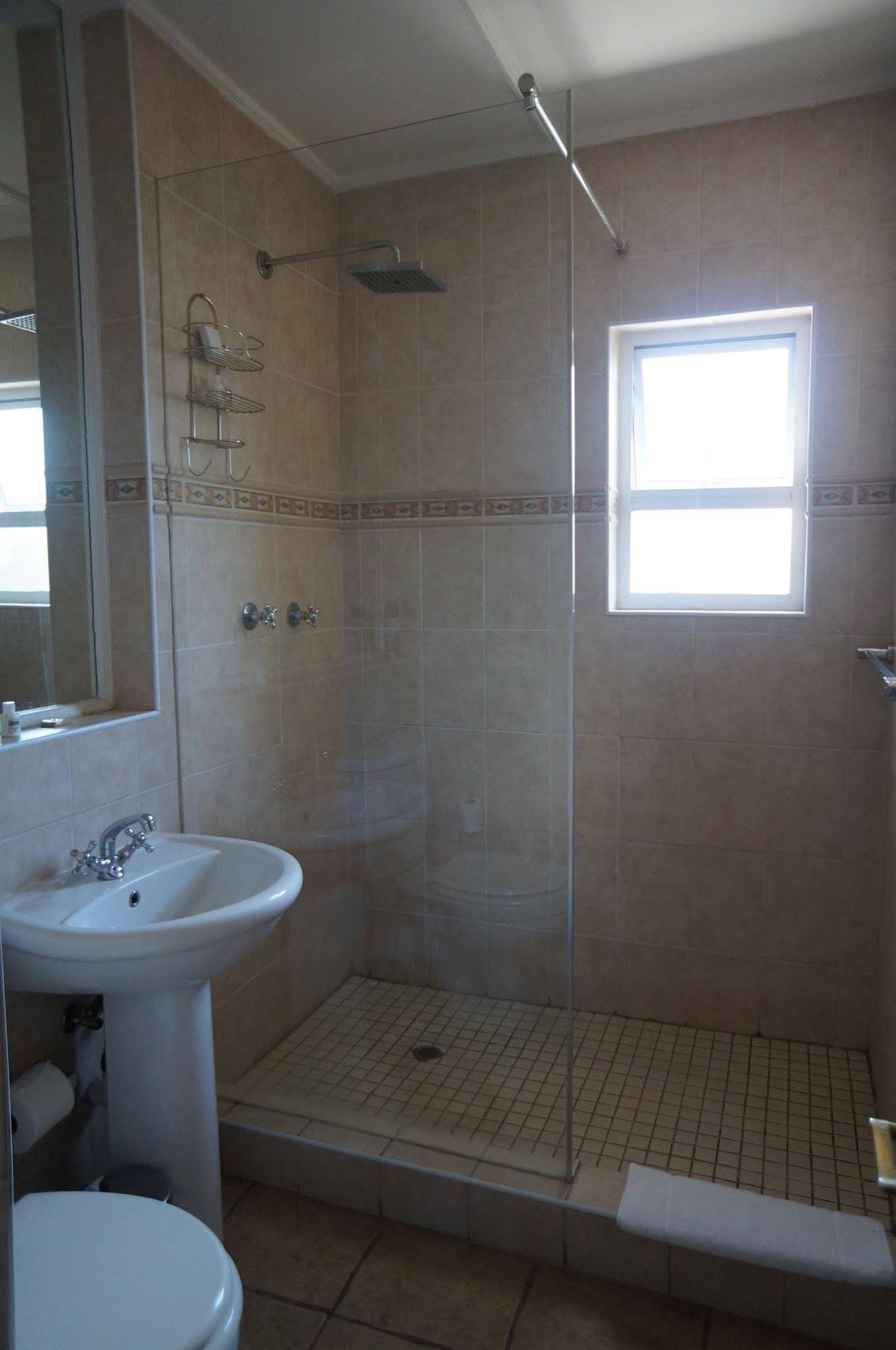 314 On Clark Guest House
