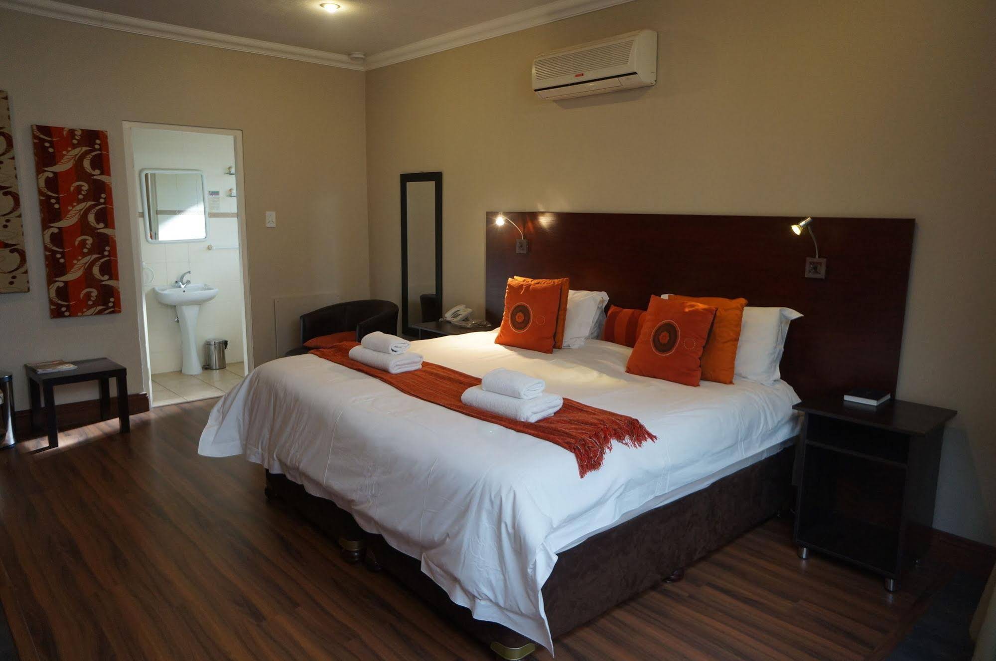 314 On Clark Guest House