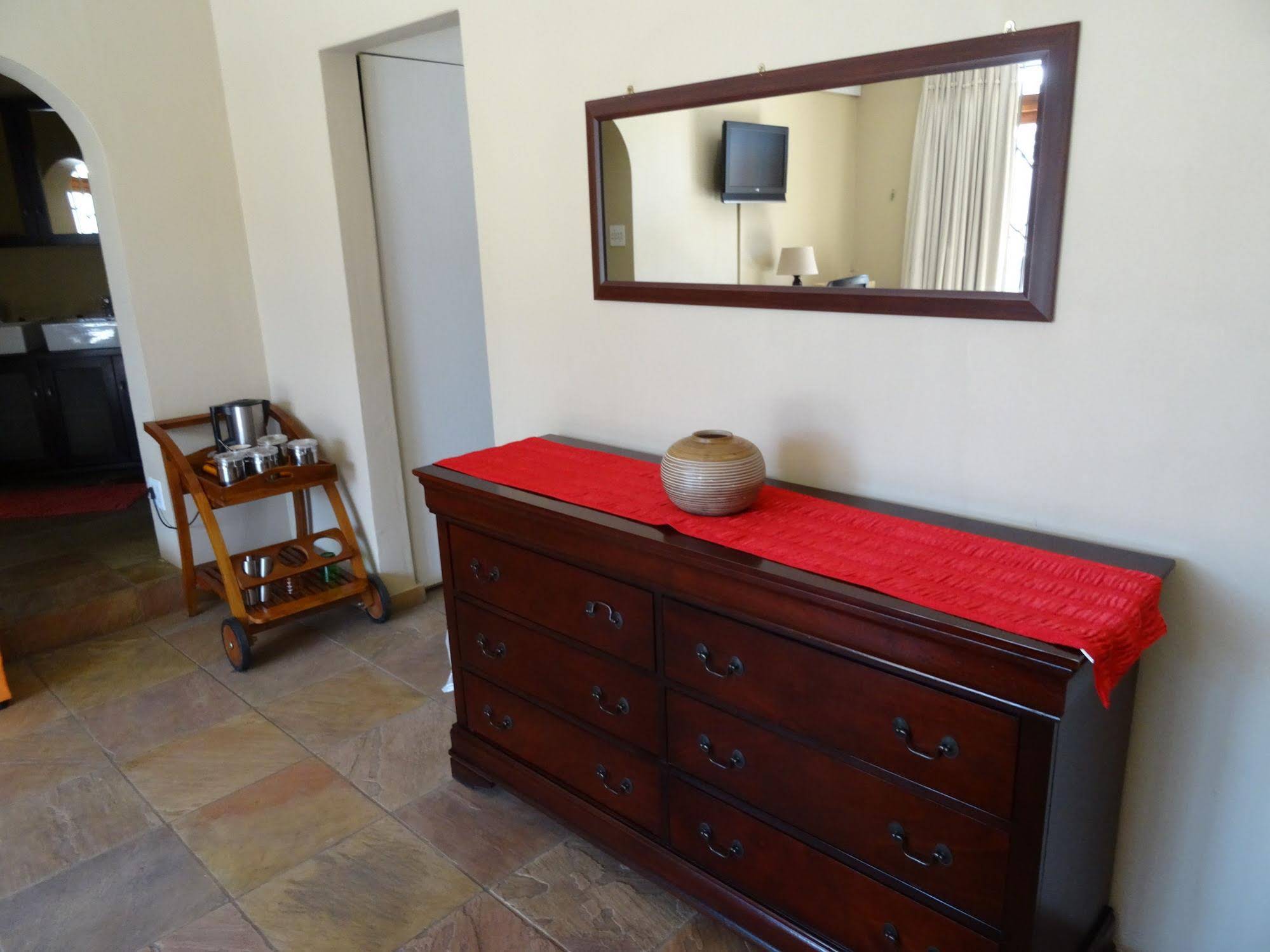 Abafazi Guest House