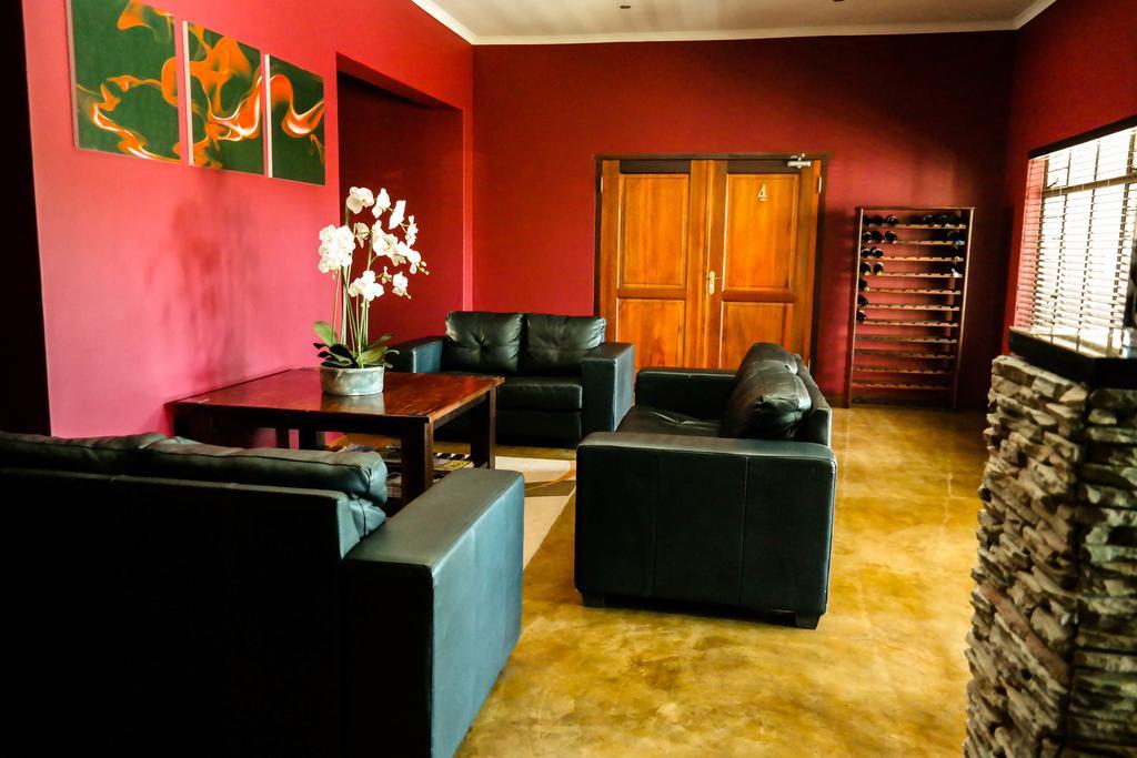 About Guest Lodge