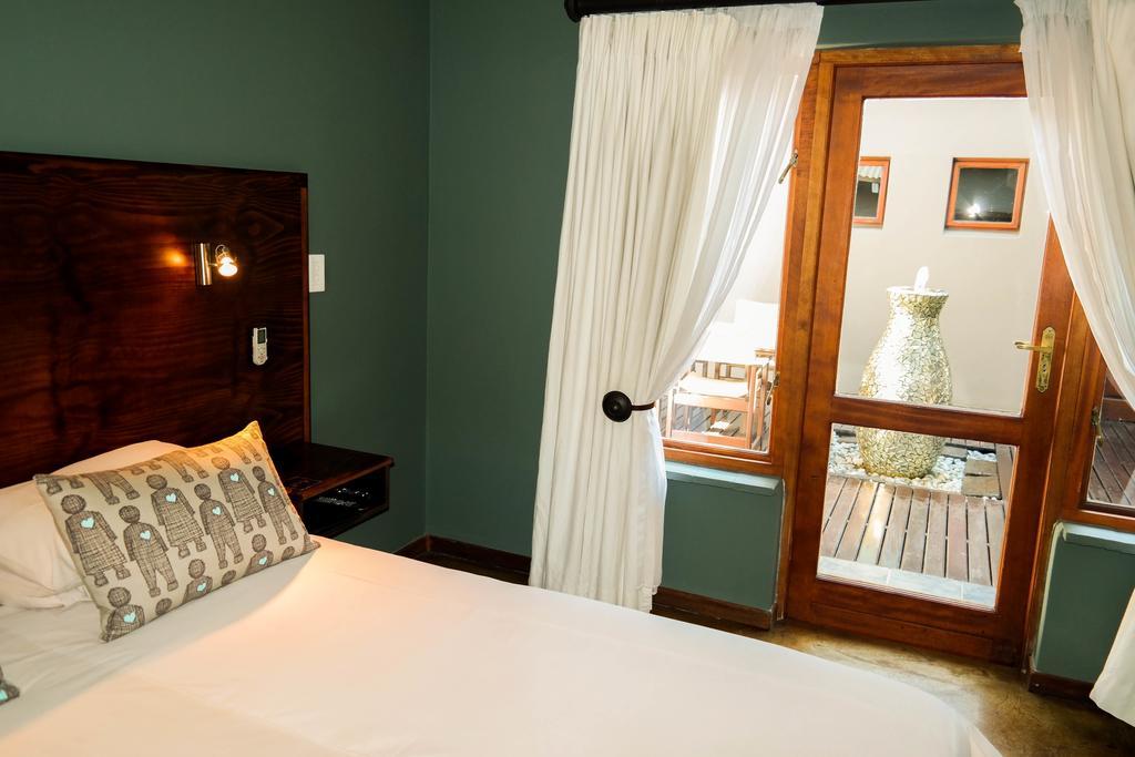 About Guest Lodge