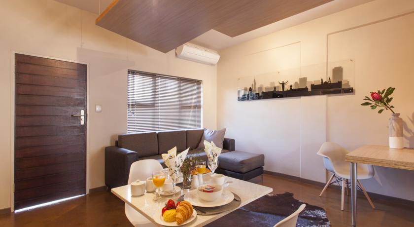 Akanani Apartments