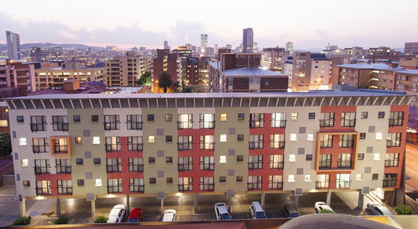 Akanani Apartments