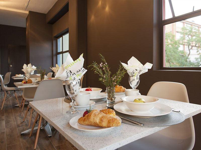 Akanani Apartments