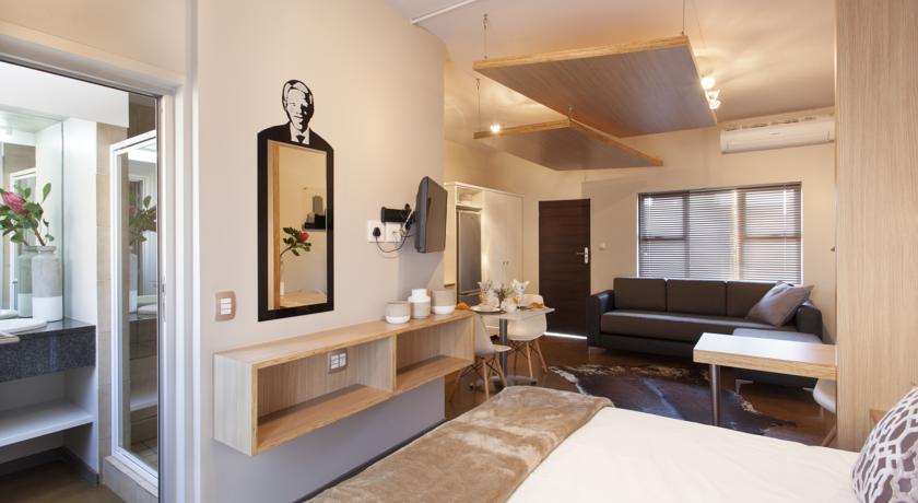Akanani Apartments