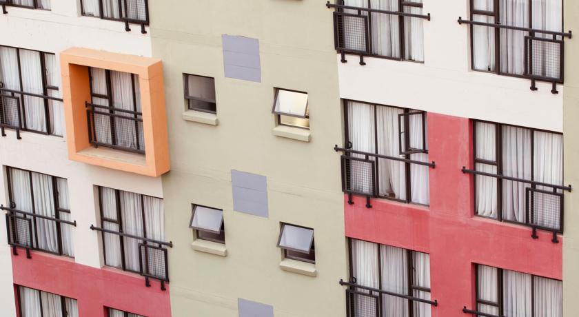 Akanani Apartments