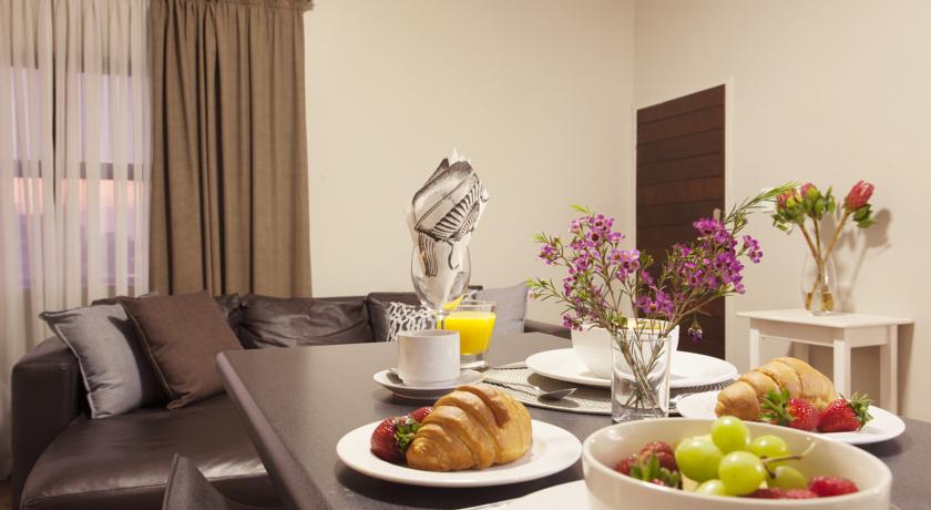Akanani Apartments