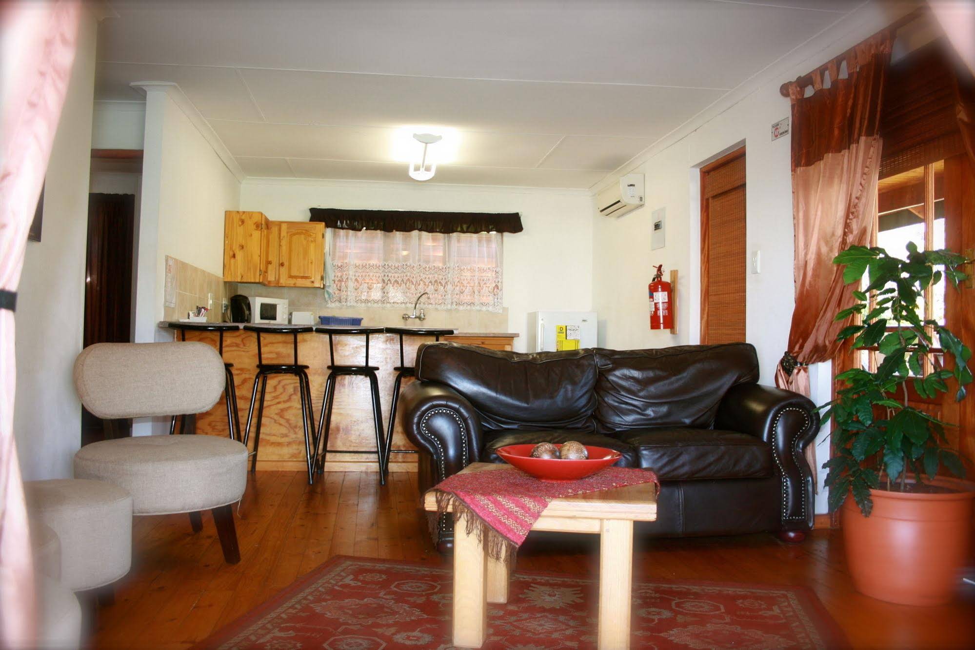 Amper Bo Guesthouse