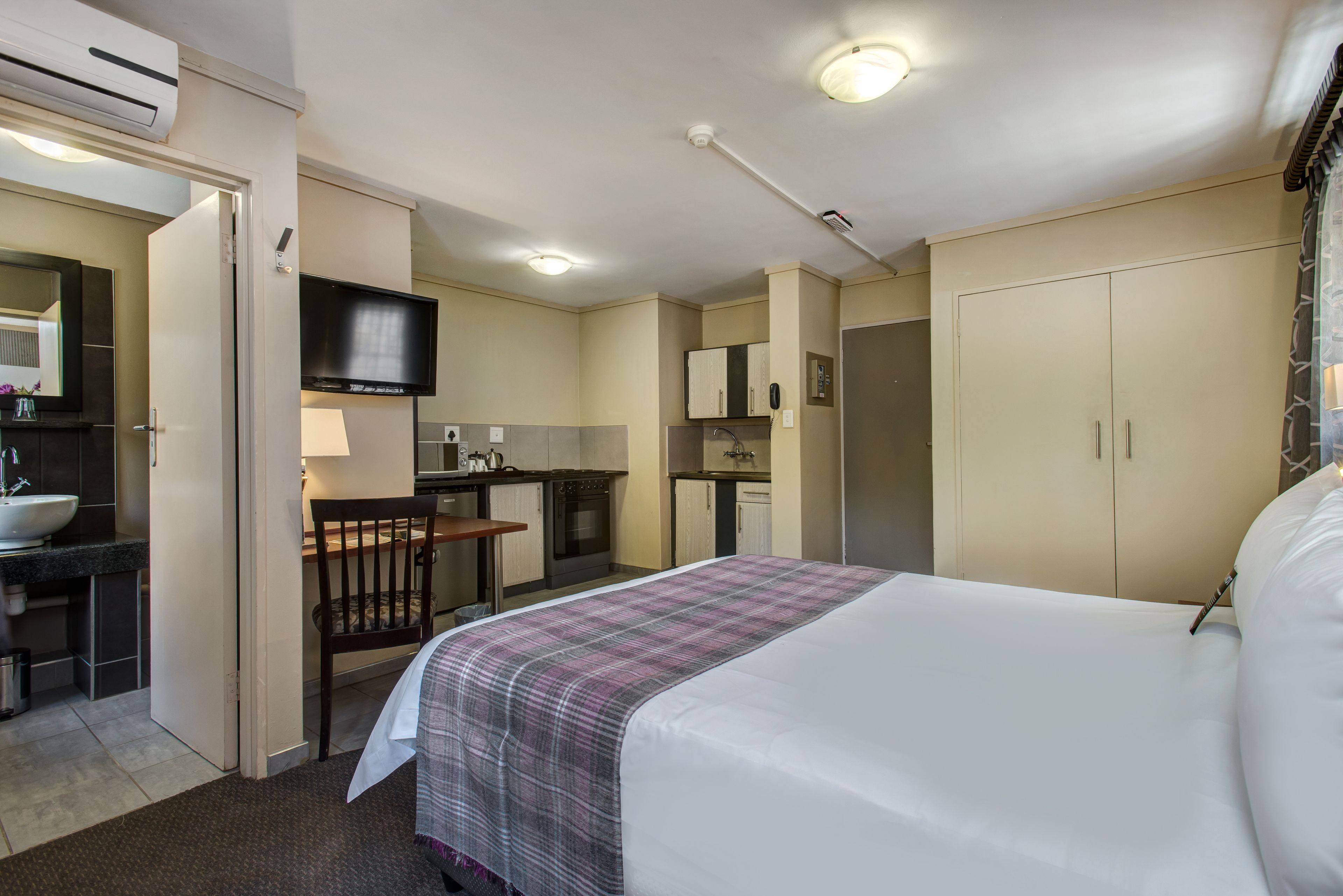 ANEW Hotel Hatfield