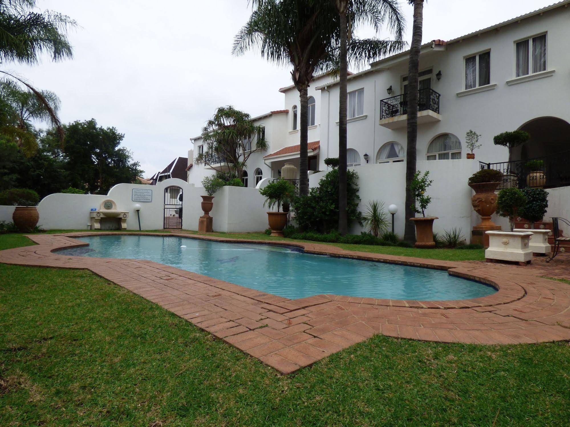 Waterkloof Mansion Boutique Hotel
