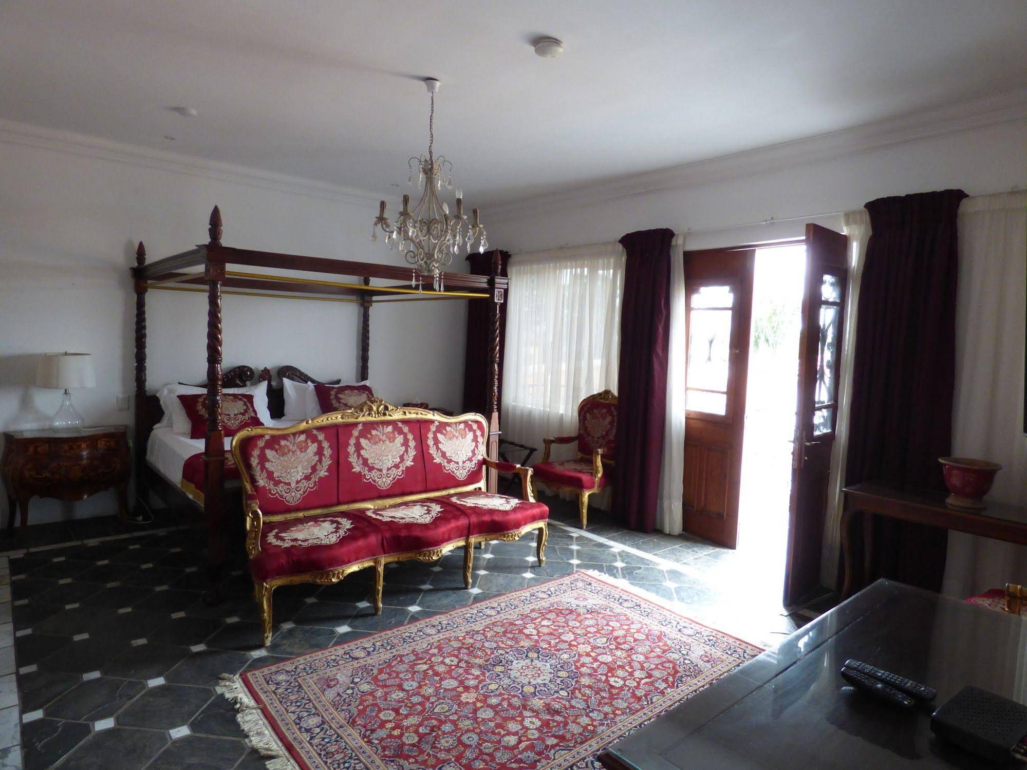 Waterkloof Mansion Boutique Hotel