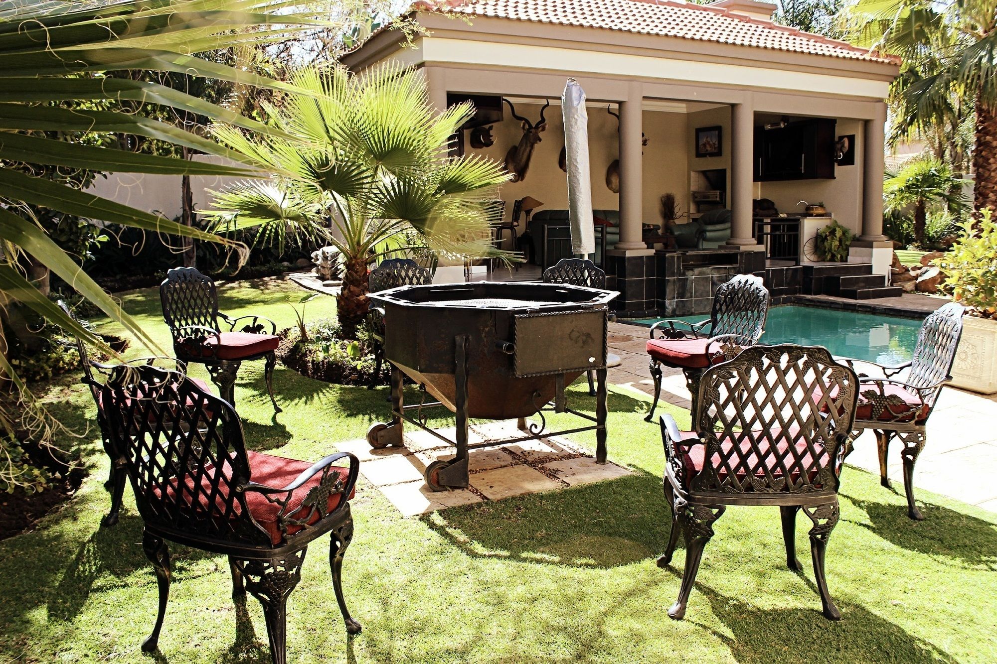 Casa Flora Guesthouse