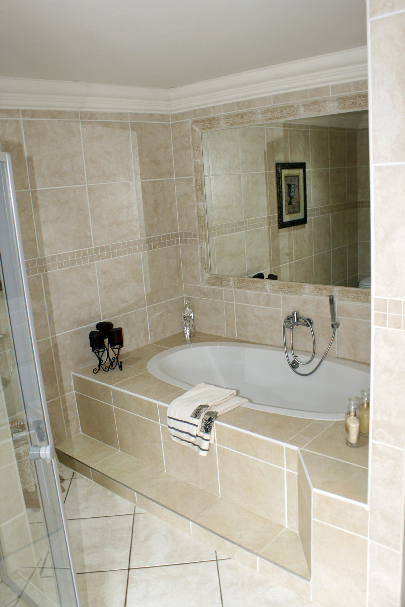 Casa Flora Guesthouse