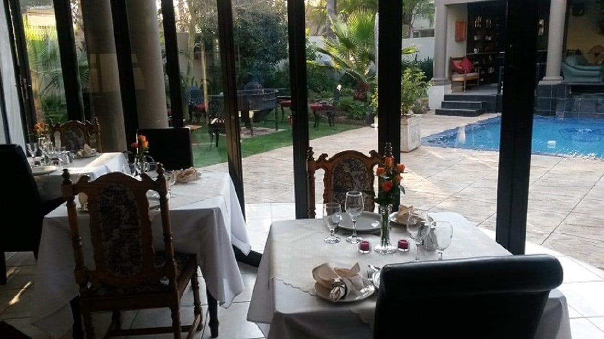 Casa Flora Guesthouse