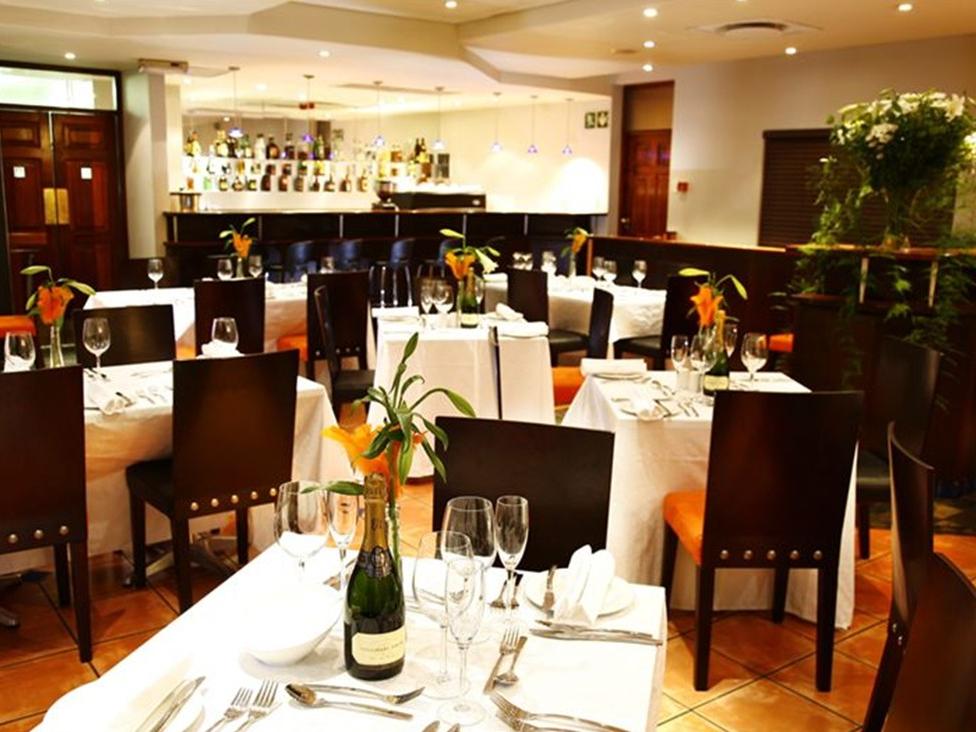 Court Classique Suite Hotel