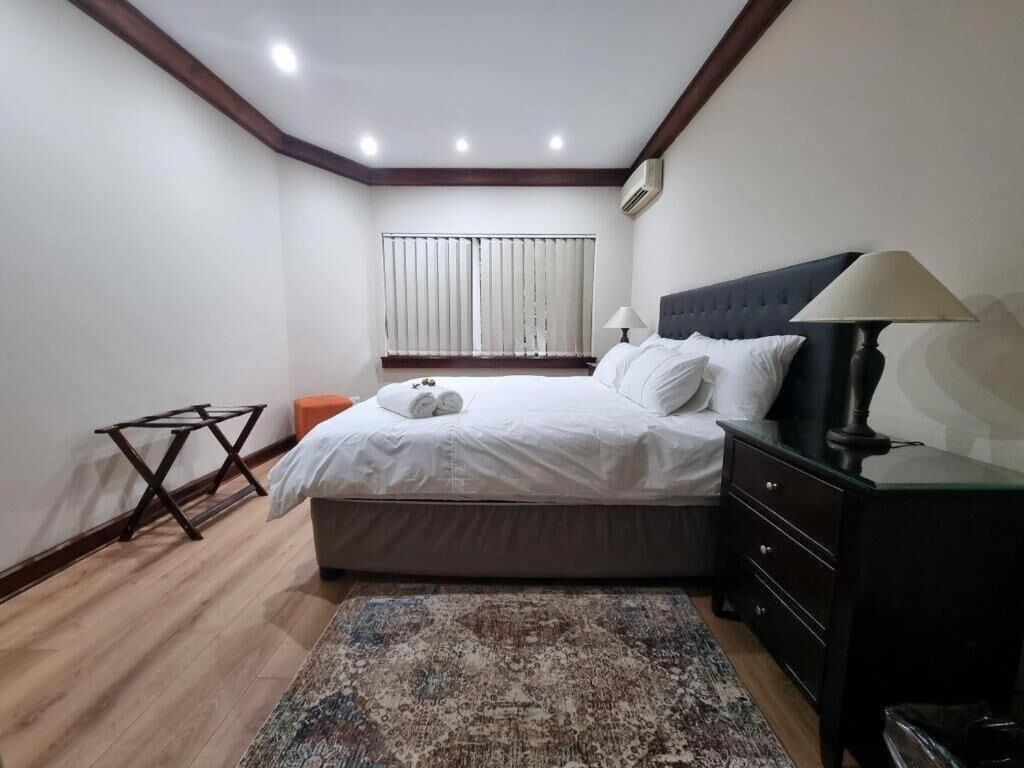 Cussonia Country Home