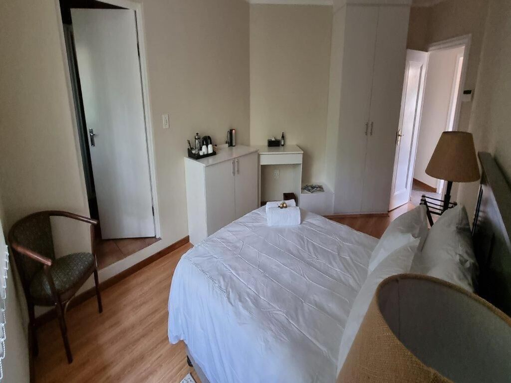 Cussonia Country Home