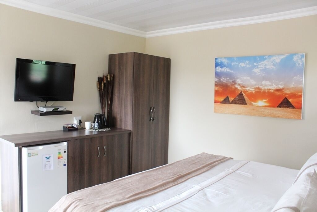 El Gran Chaparral Guest House