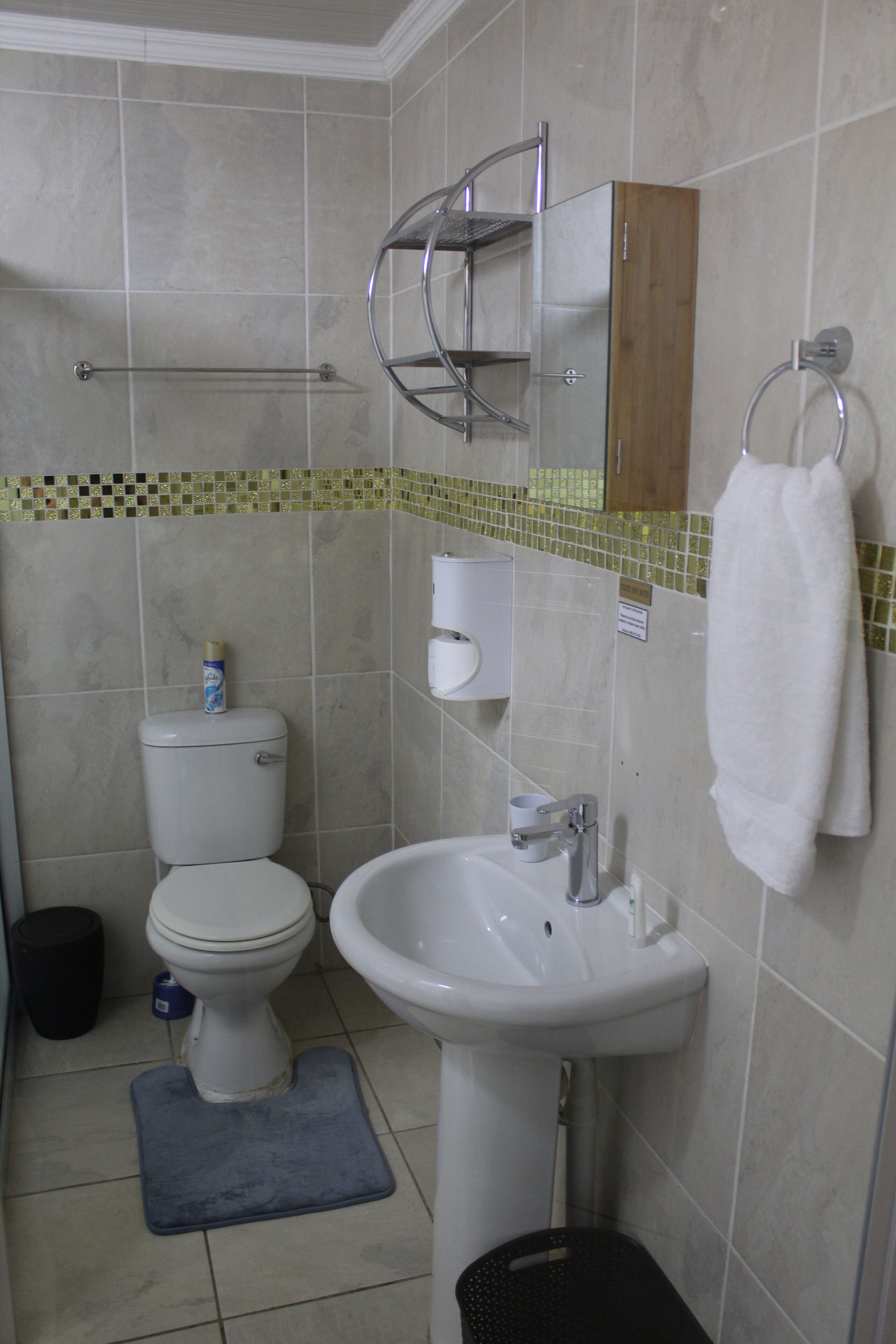 El Gran Chaparral Guest House