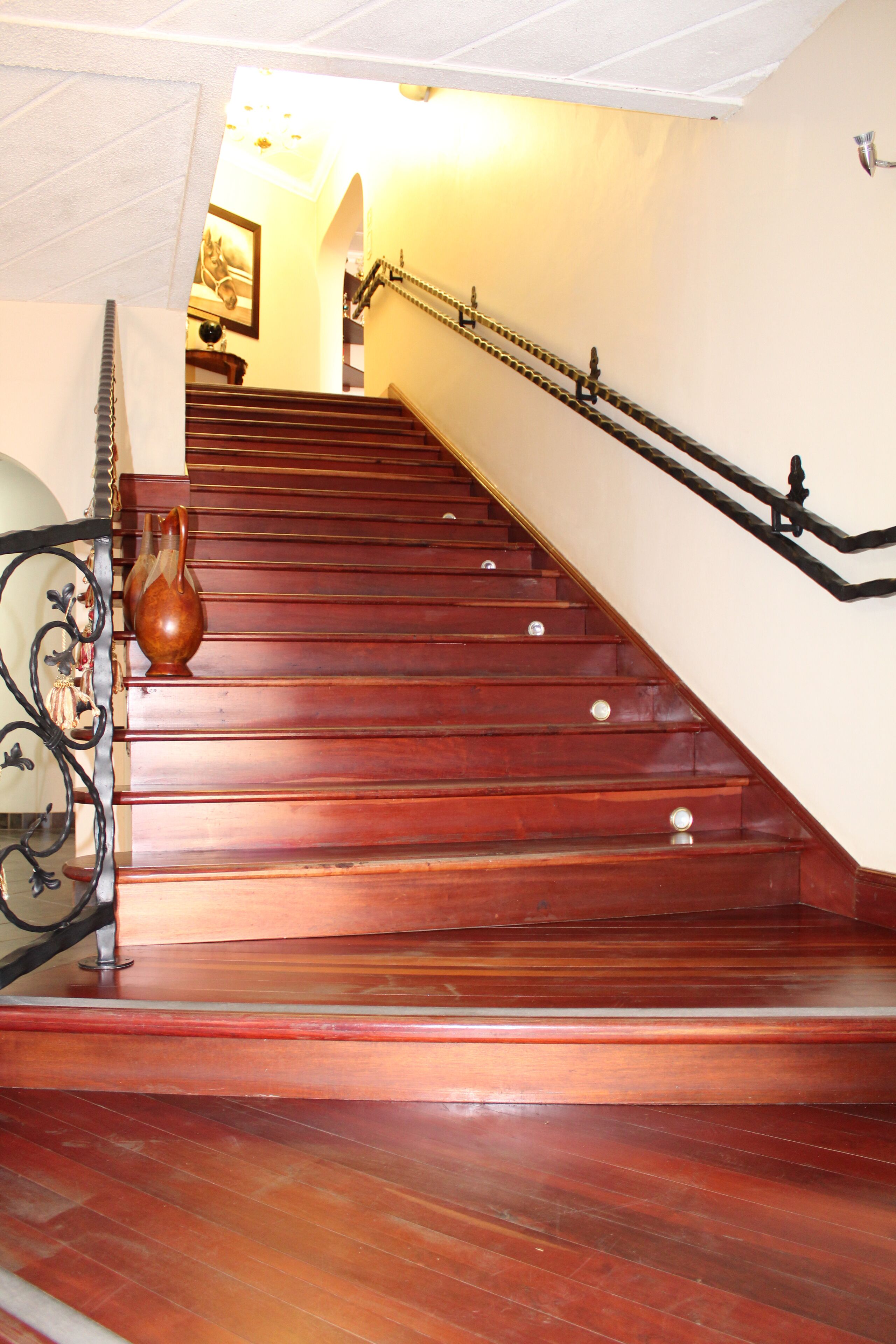 El Gran Chaparral Guest House