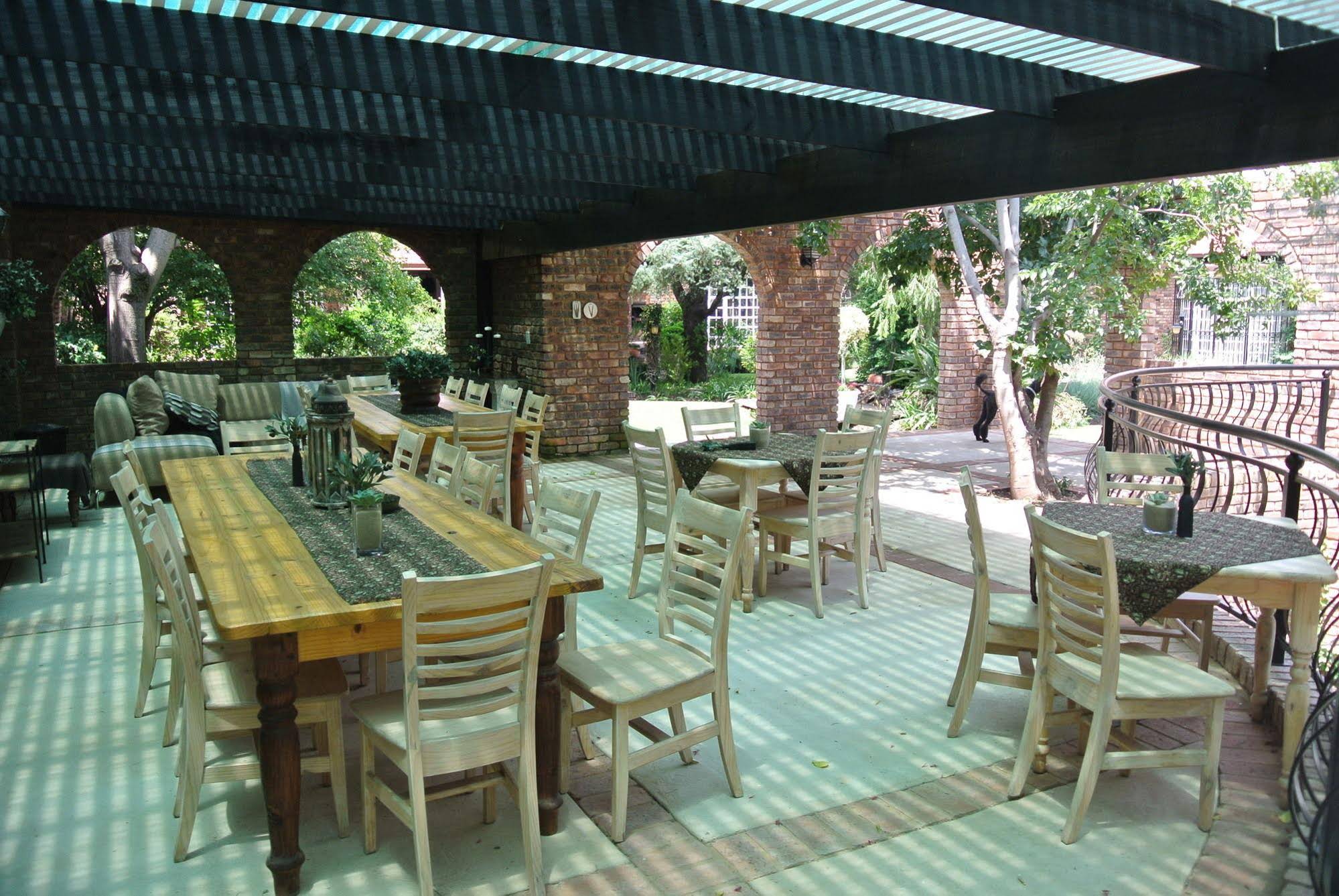 Farmers Folly Guest House