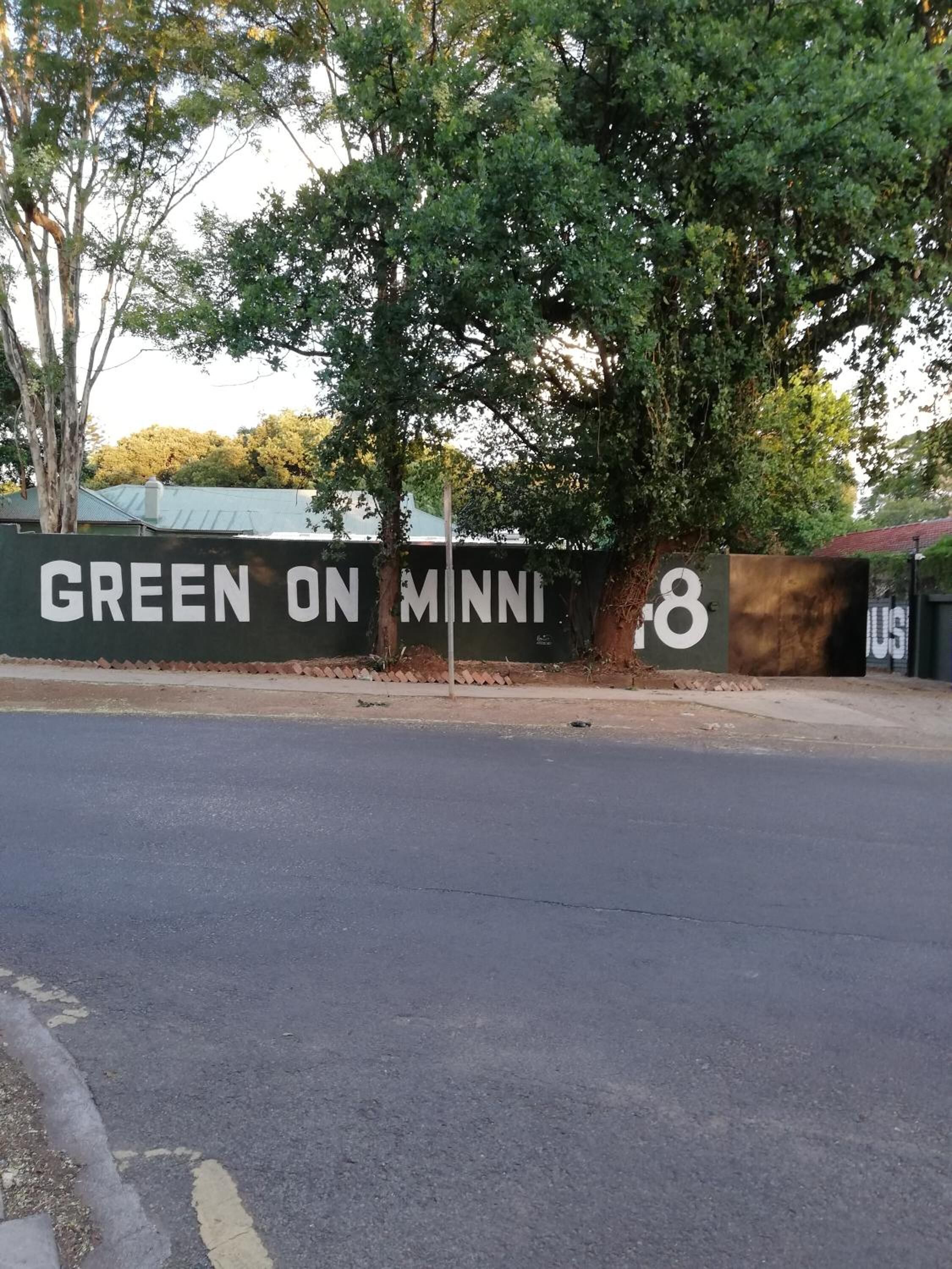 Green On Minni