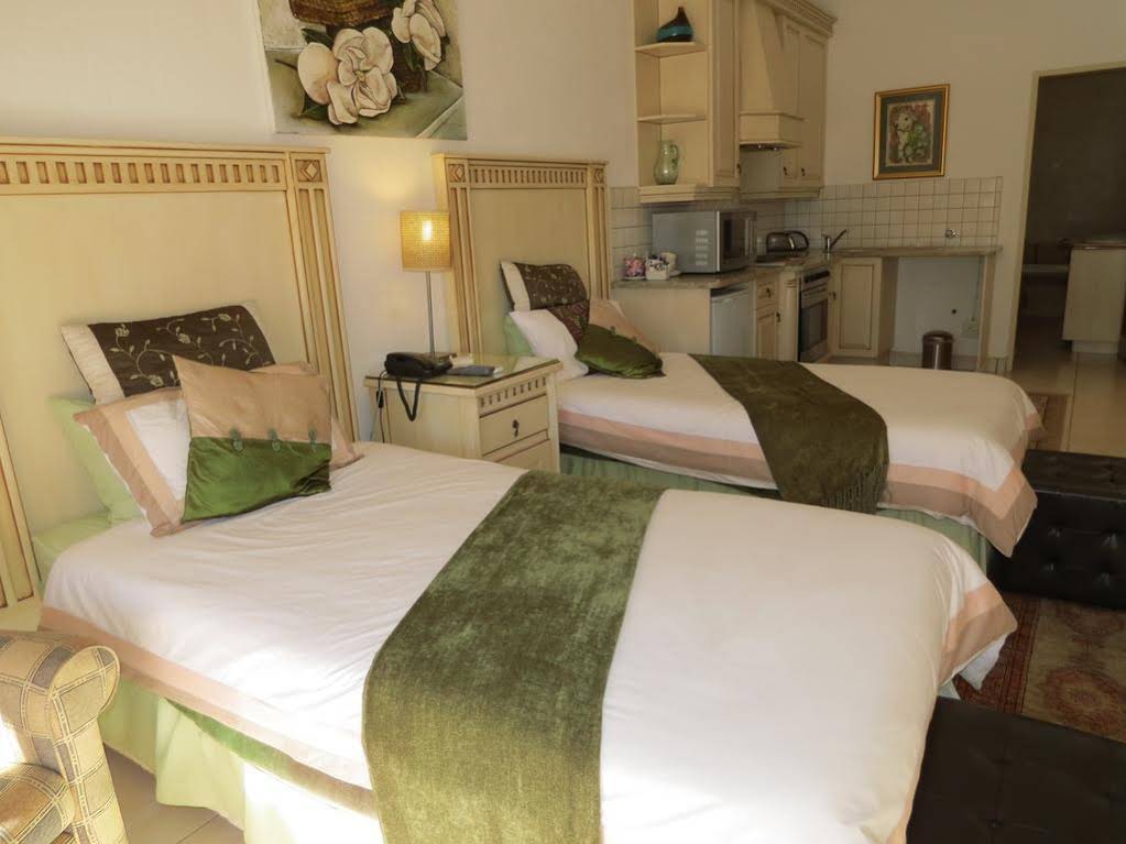 Kleineweide Guest House