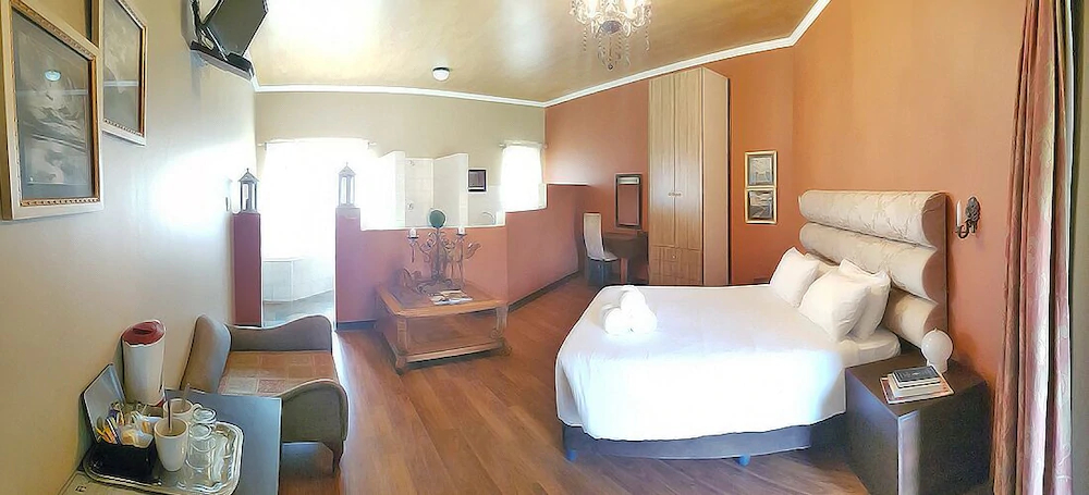 Silver Fig Guesthouse
