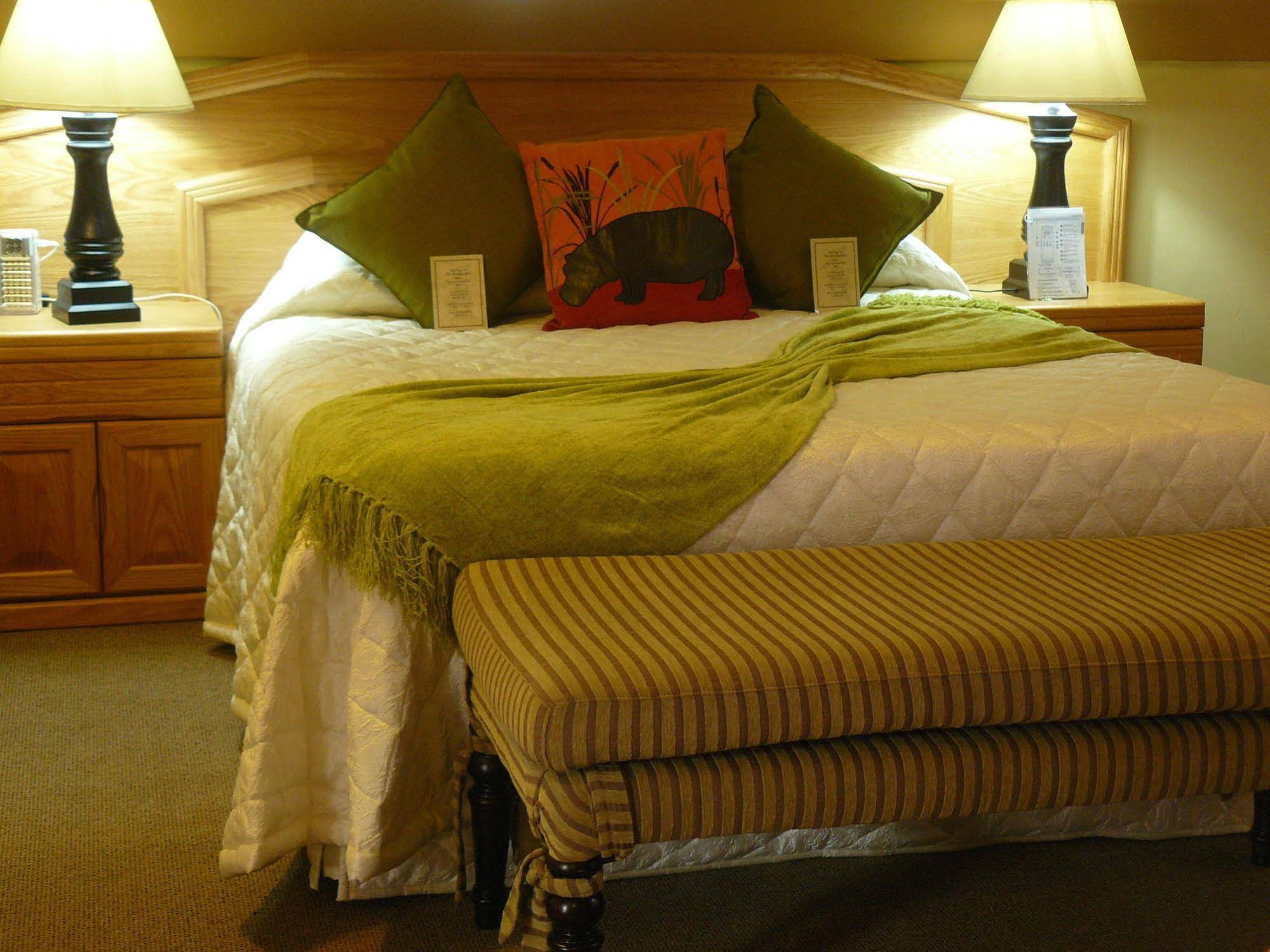 The Woodpecker Inn