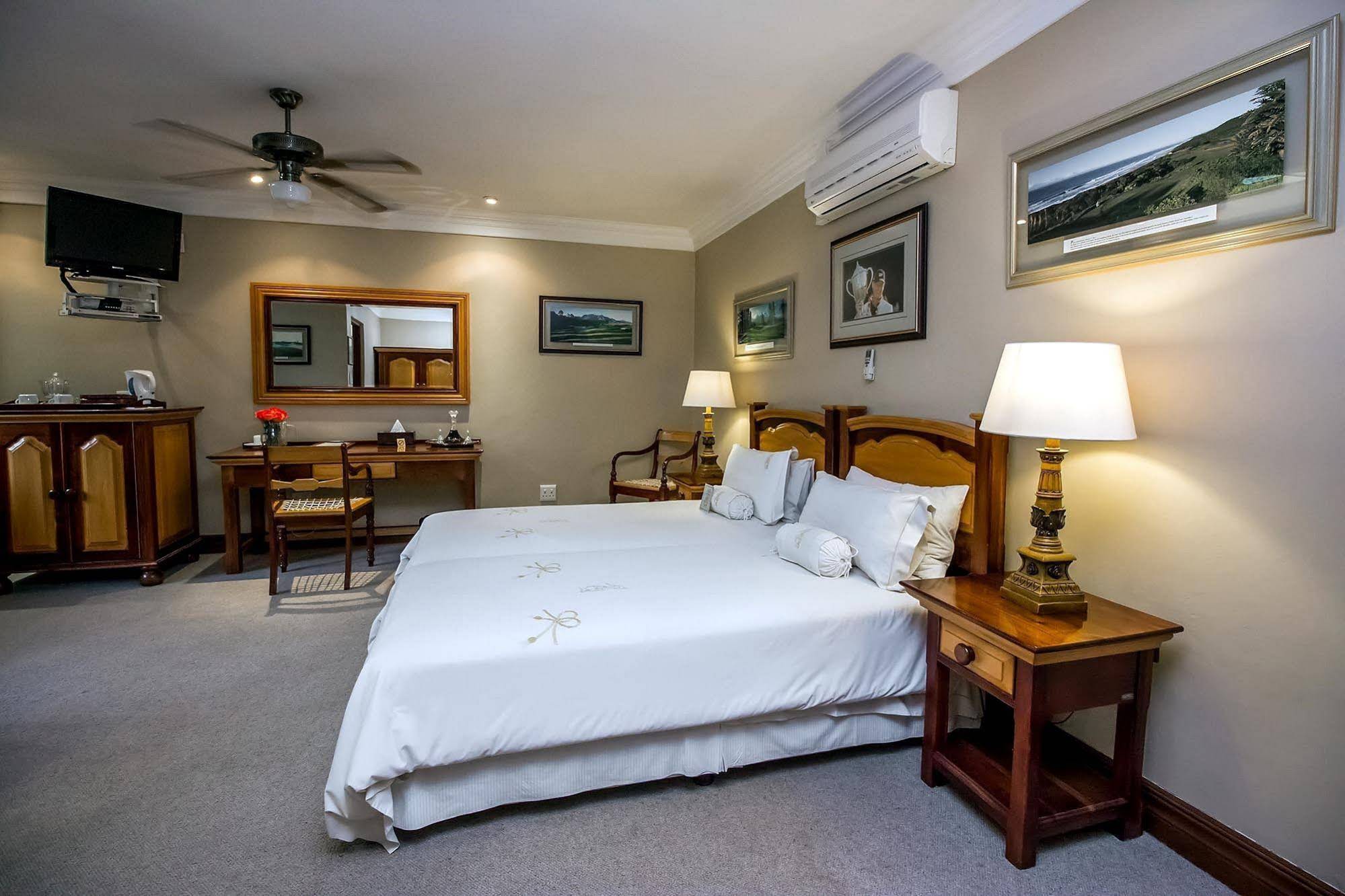 The Woodpecker Inn