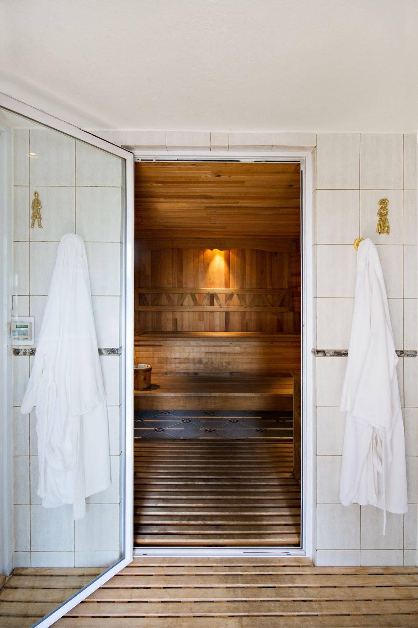 Apogee Boutique Hotel & Spa